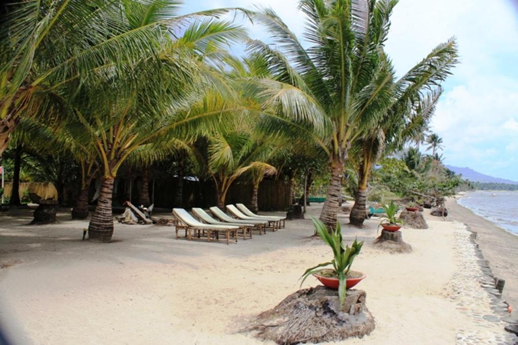 Cooper'S Beach Resort Lucbuan Exterior foto
