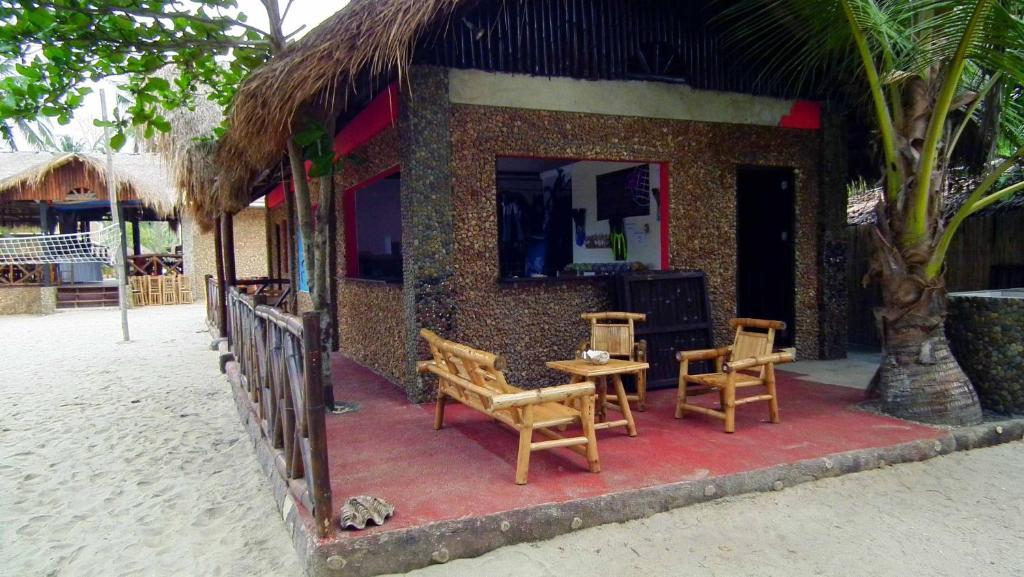 Cooper'S Beach Resort Lucbuan Exterior foto