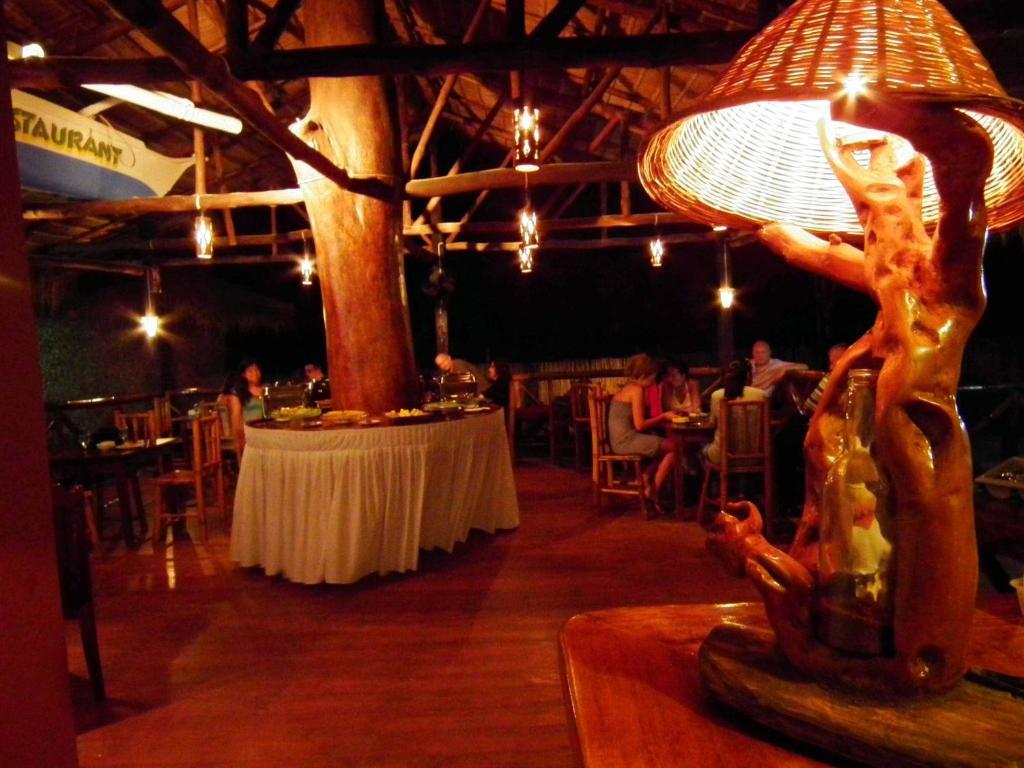 Cooper'S Beach Resort Lucbuan Exterior foto