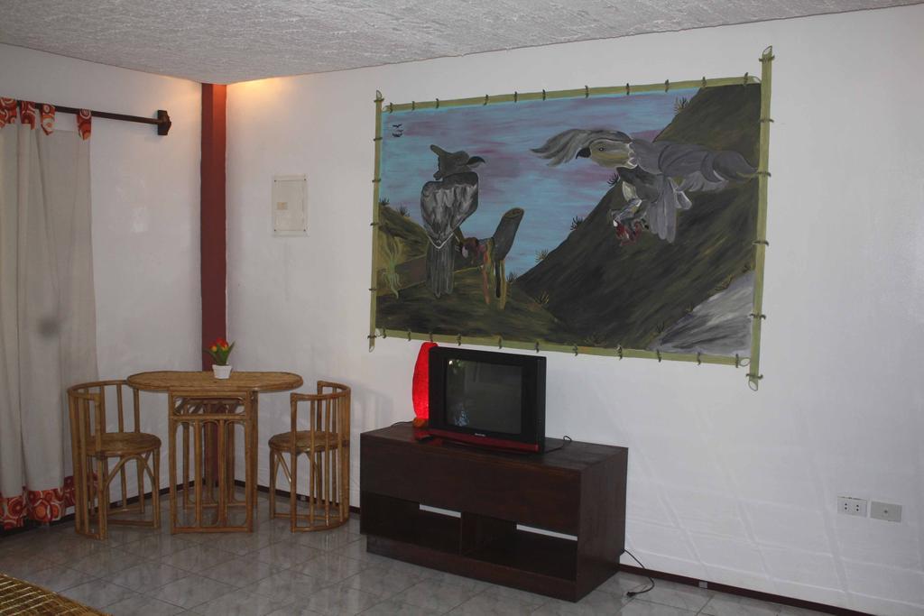 Cooper'S Beach Resort Lucbuan Zimmer foto